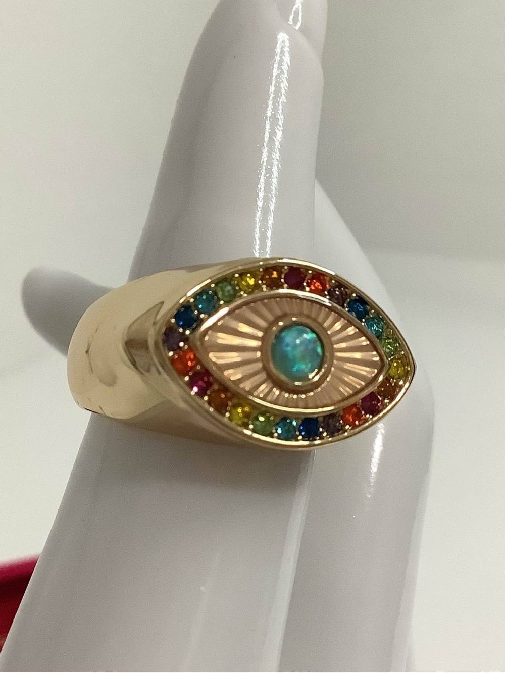 NEW Kurt Geiger London Gold tone Rainbow Multicolor Crystal Eye Ring Sz. 8 - Picture 5 of 10